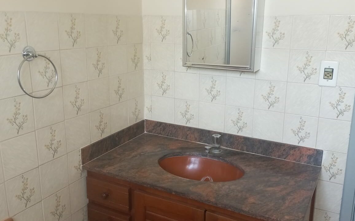 WhatsApp Image 2025-09-30 at 15.00.25 - Copia